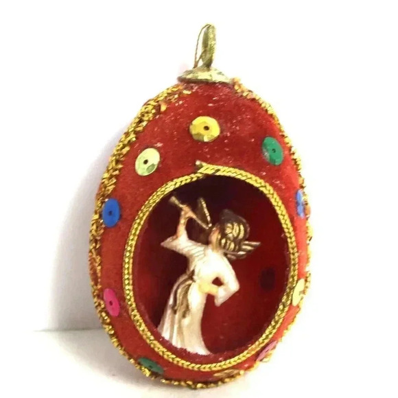 Vintage 1960s Egg Shape Angel Diorama Christmas Tree Ornament - Picture 1 of 4